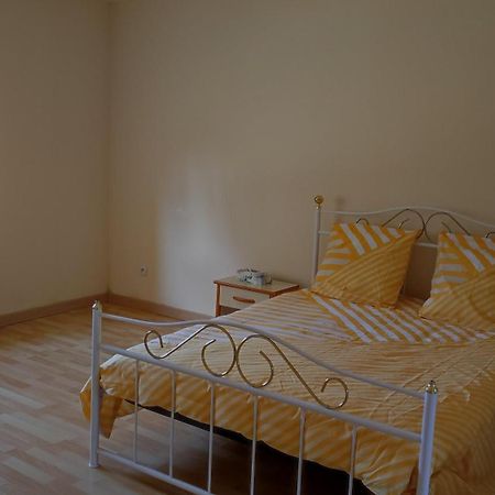 Appartement Independant Prive Mathay Bagian luar foto